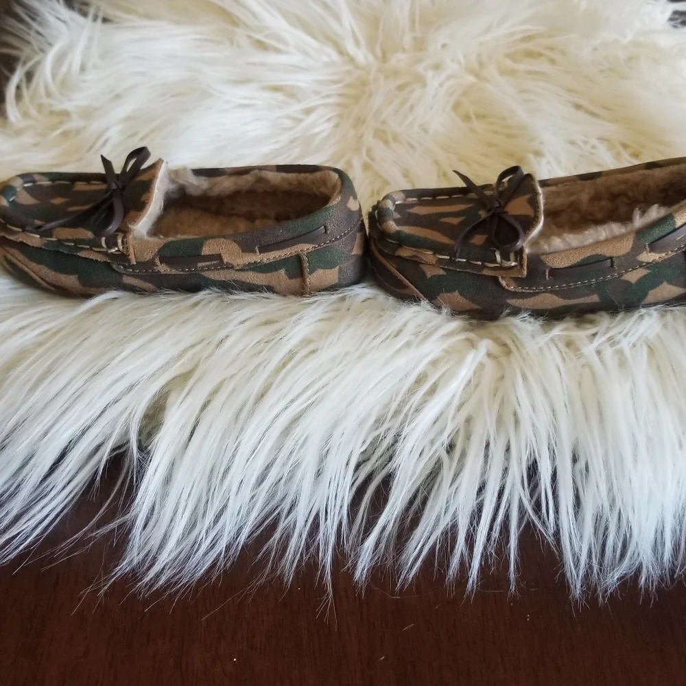 Max + Jack Size Toddler 9 Camo Slippers - Picture 5 of 8